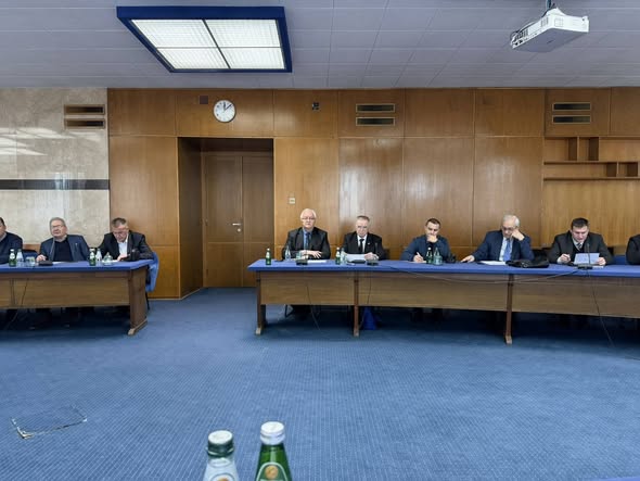 седница нсв